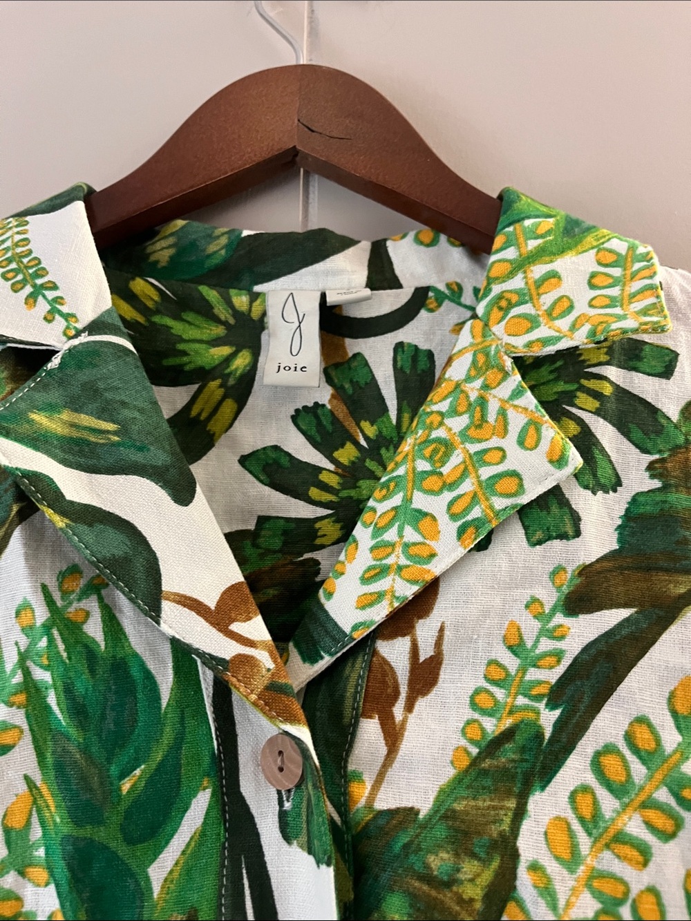 Tropical Leaf Button-Front Camp Shirt - Green & White - Picture 12 of 16